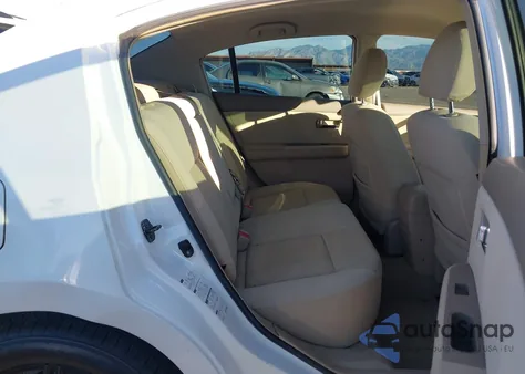 2010 Nissan Sentra 2.0S из США, поврежденный, VIN 3N1AB6AP7AL728757